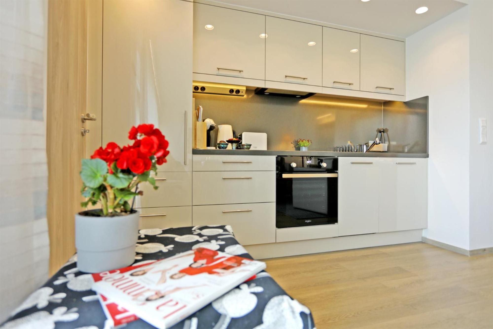 Atrium Apartman Heviz Mit Panoramaterrasse Und Tiefgarage Exterior photo