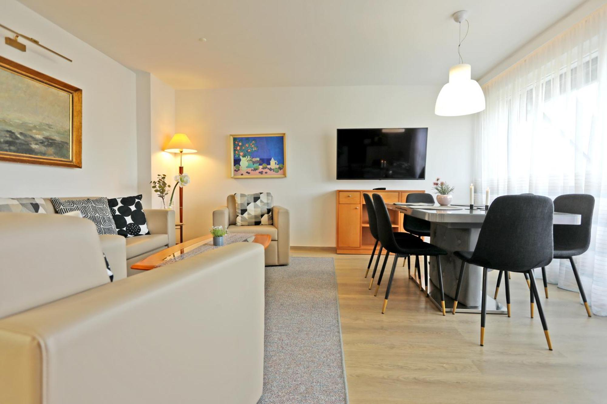 Atrium Apartman Heviz Mit Panoramaterrasse Und Tiefgarage Exterior photo